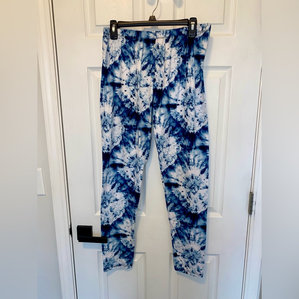 Bobbie Brooks Leggings